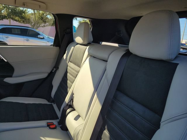 New 2026 Mitsubishi Outlander SE FWD image 13