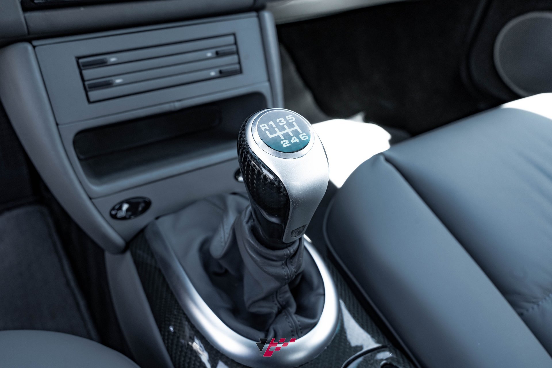 Used 1999 Porsche 911 Carrera 4 image 2