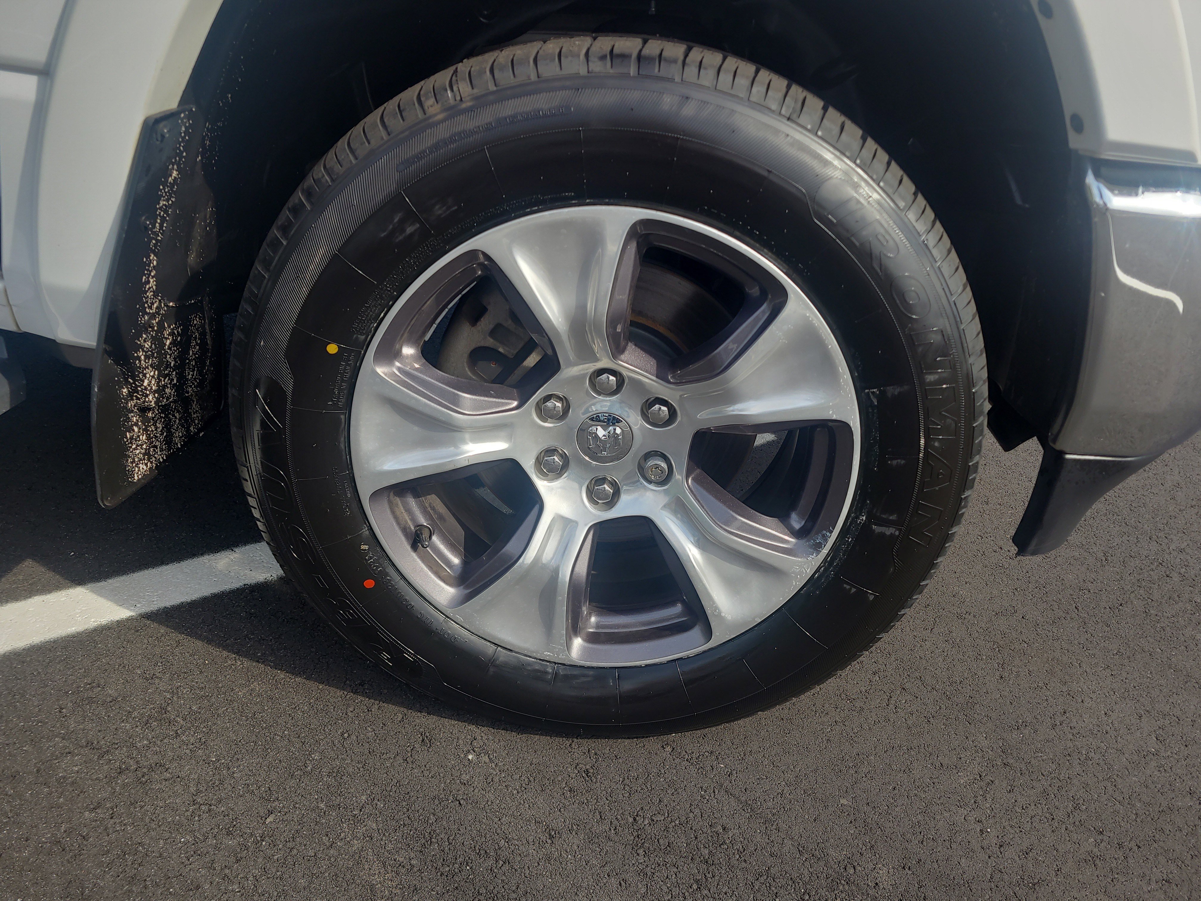 Used 2021 RAM 1500 Laramie AWD/4WD image 13