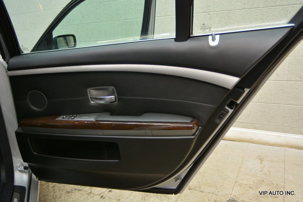 Used 2008 BMW 750Li RWD image 10