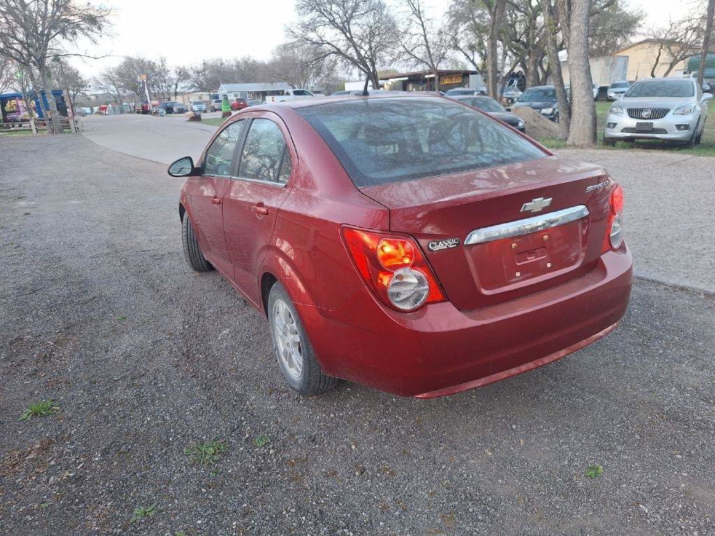 Used 2012 Chevrolet Sonic LT image 4