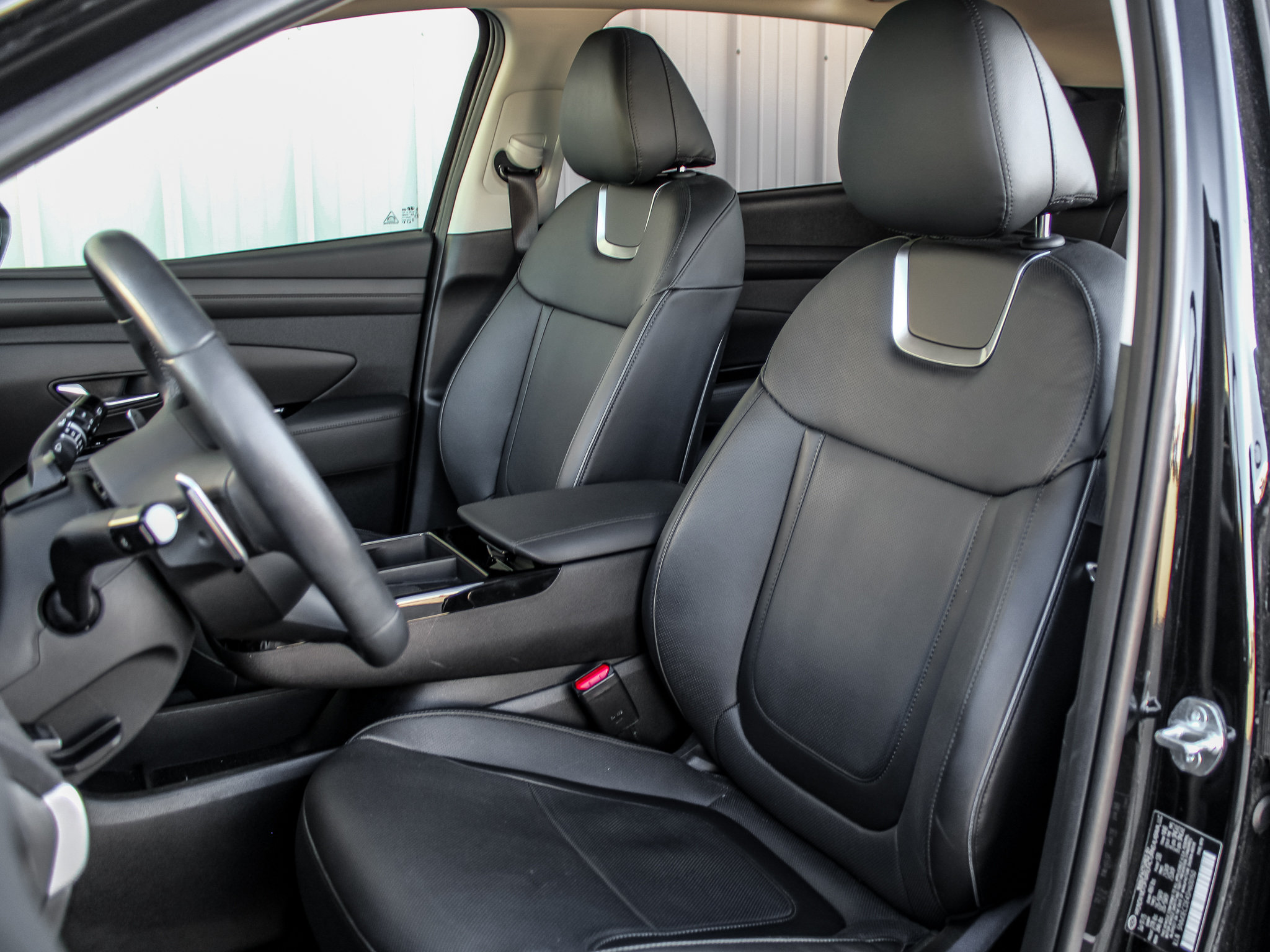 Used 2025 Hyundai Tucson Limited AWD/4WD image 10