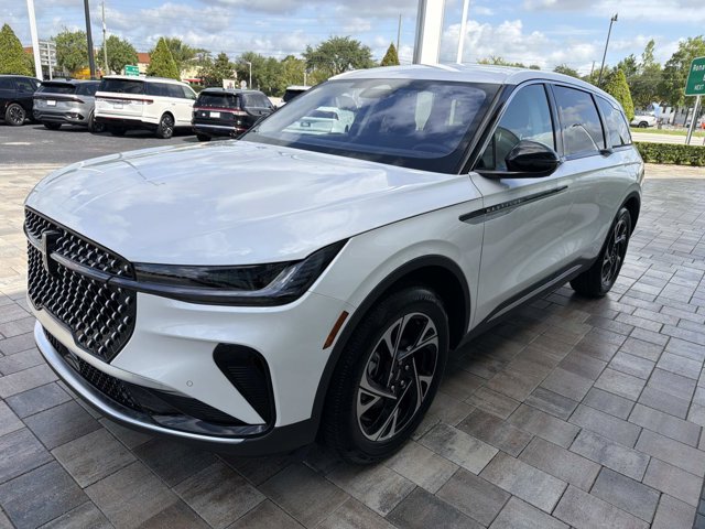 New 2026 Lincoln Nautilus Premier AWD/4WD image 5