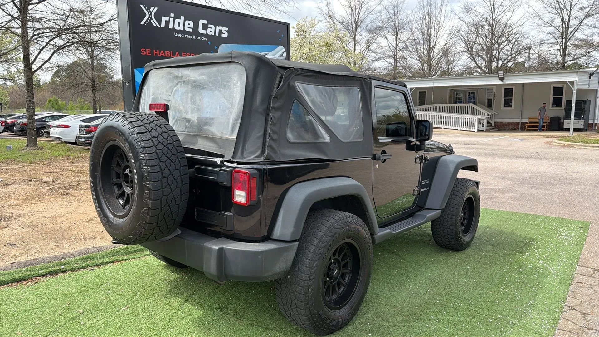 Used 2015 Jeep Wrangler Sport image 11