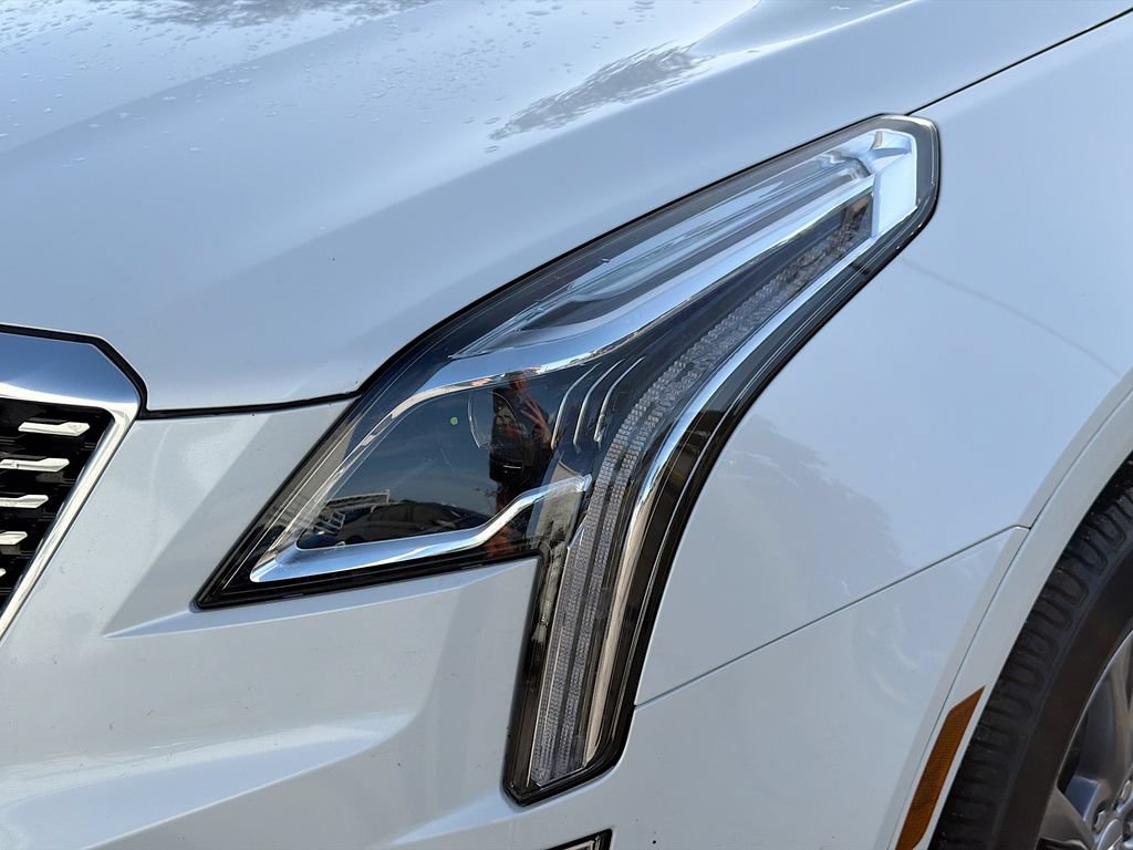 Used 2021 Cadillac XT5 Premium Luxury FWD image 9