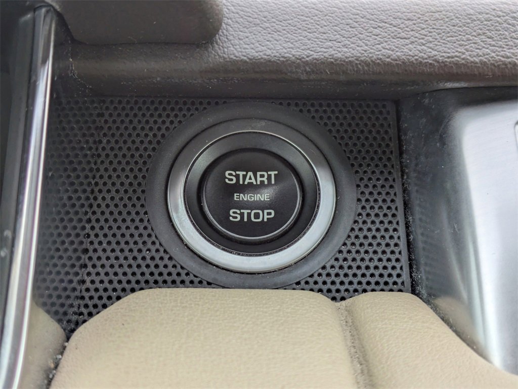 Used 2020 Land Rover Range Rover Sport HSE image 29