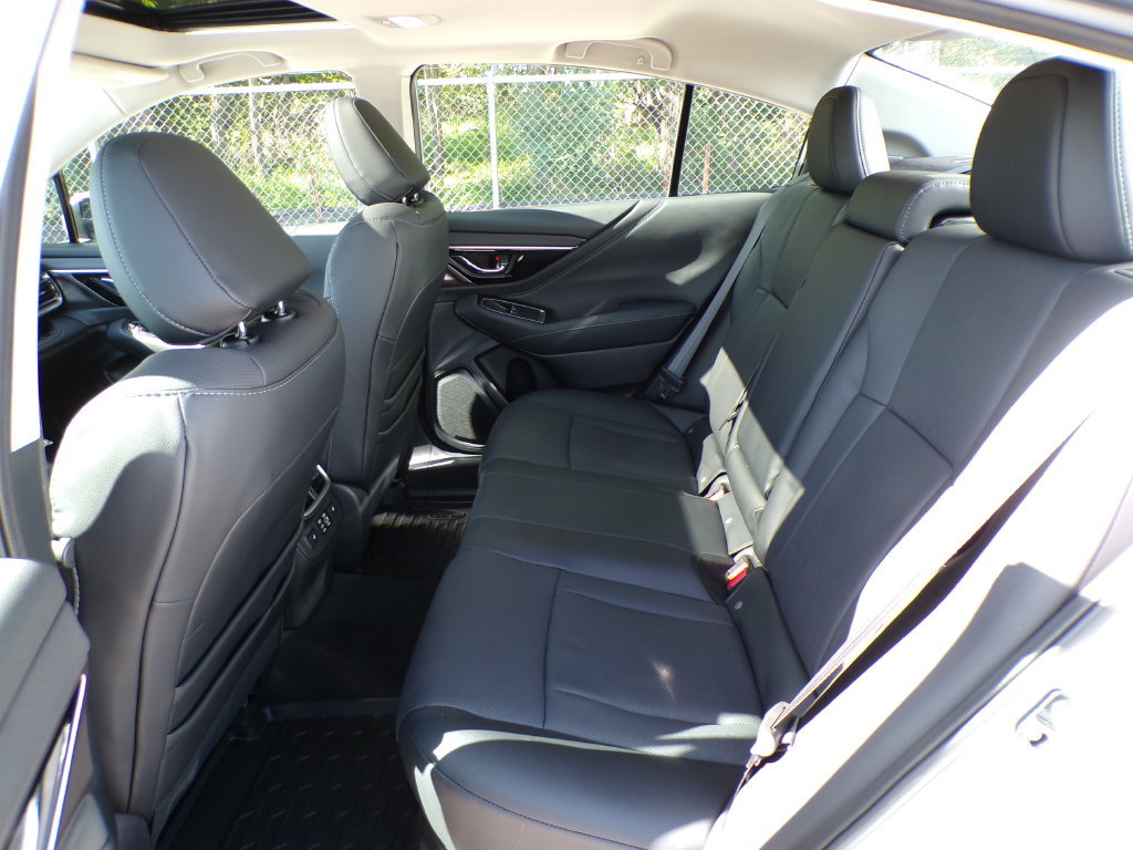 Used 2025 Subaru Legacy Limited AWD/4WD image 19