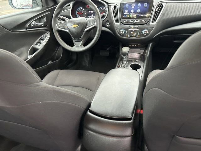 Used 2024 Chevrolet Malibu LS w/ Driver Confidence Package image 34