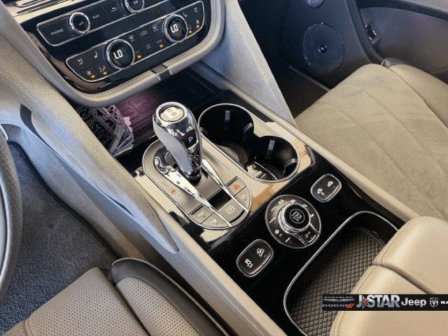 Used 2023 Bentley Bentayga Speed AWD/4WD image 24