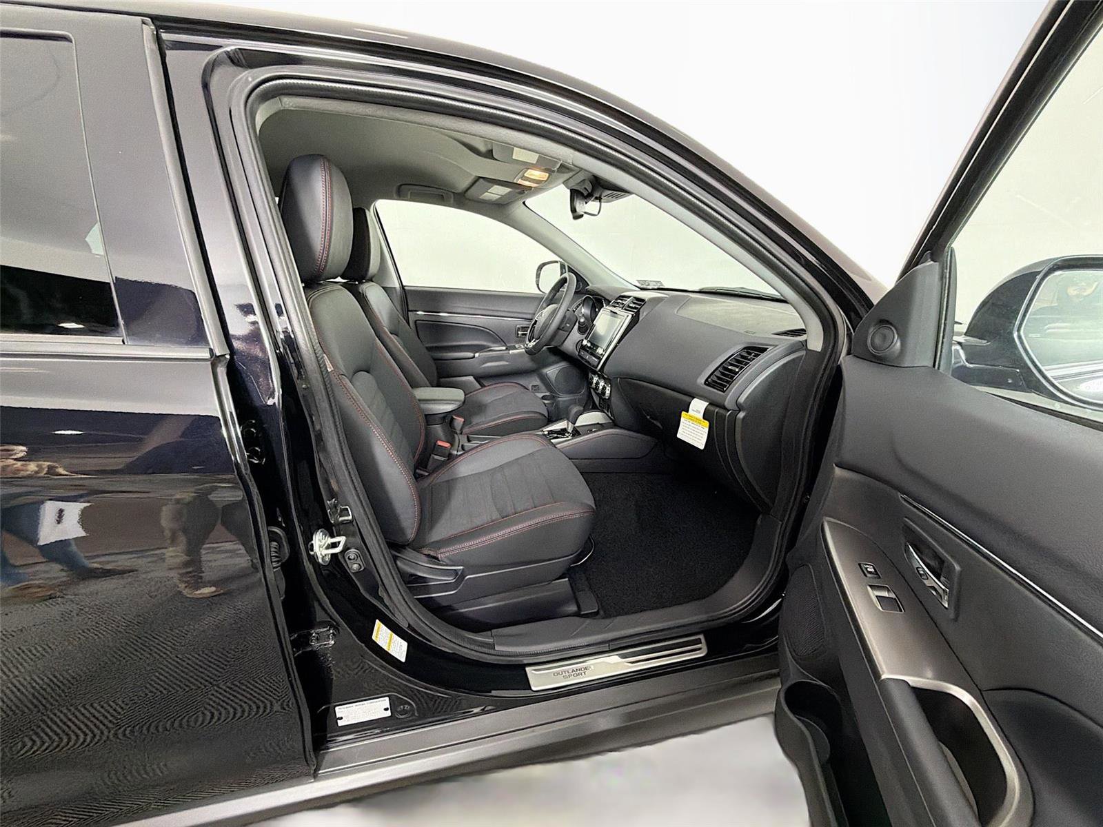 New 2026 Mitsubishi Outlander Sport SE image 27