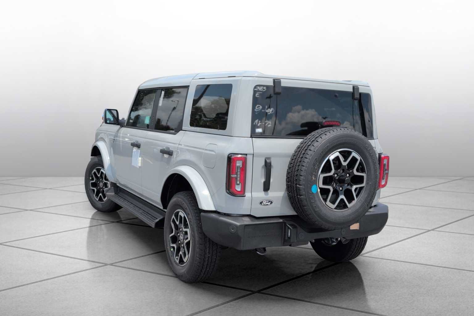 New 2026 Ford Bronco Outer Banks AWD/4WD image 13