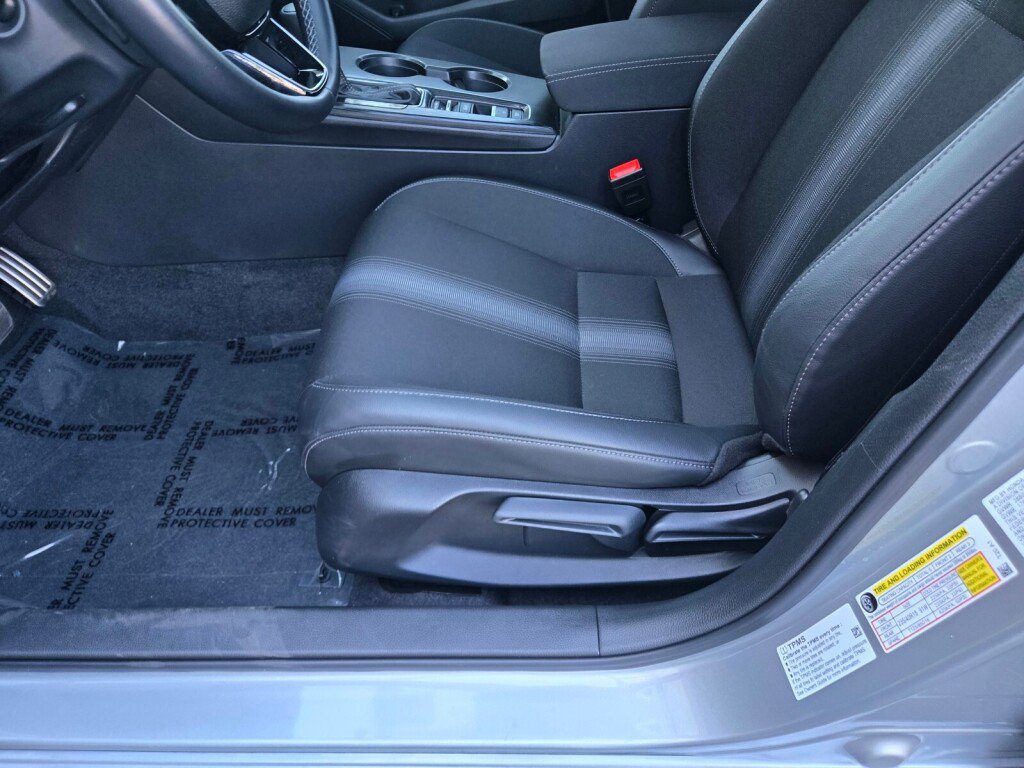 Certified 2025 Honda Civic Sport image 21