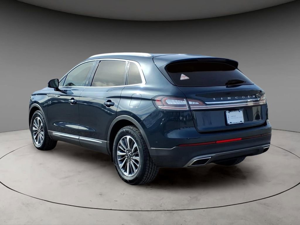 Certified 2023 Lincoln Nautilus FWD w/ Premium Package image 3