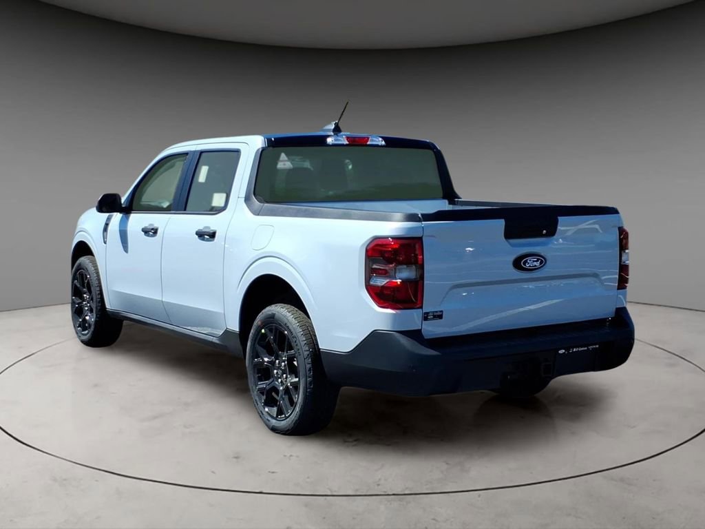 New 2026 Ford Maverick XLT image 3