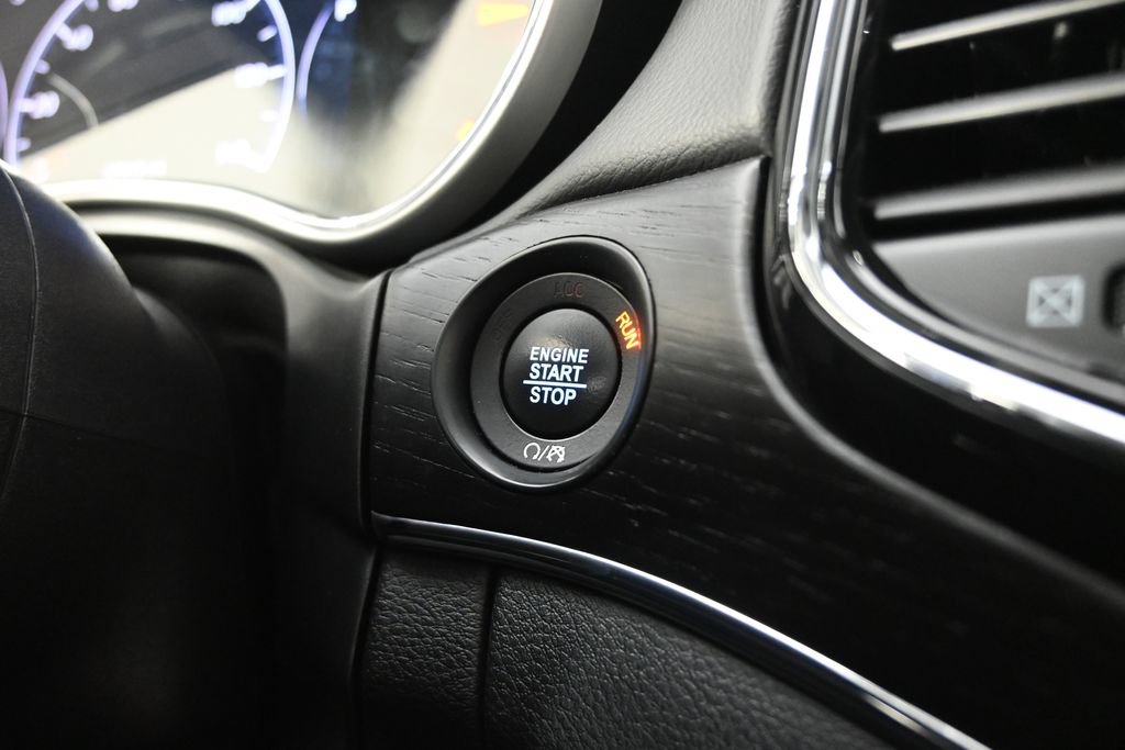 Used 2021 Jeep Grand Cherokee Summit AWD/4WD image 34