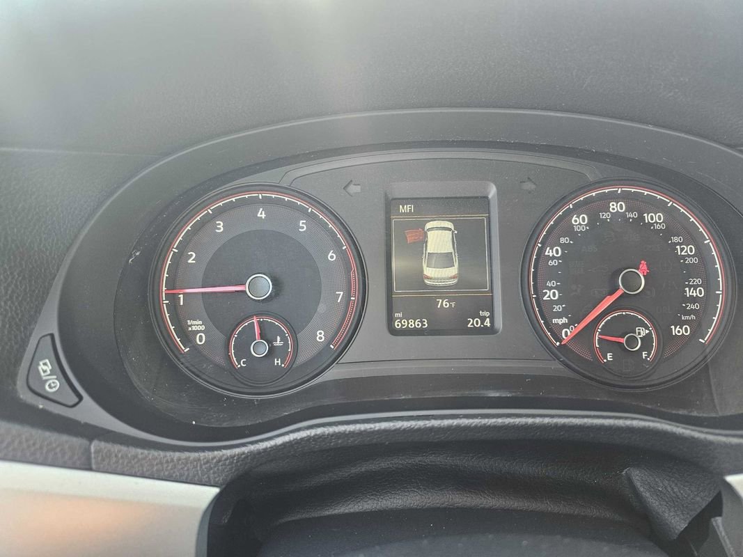 Used 2021 Volkswagen Passat 2.0T SE image 8