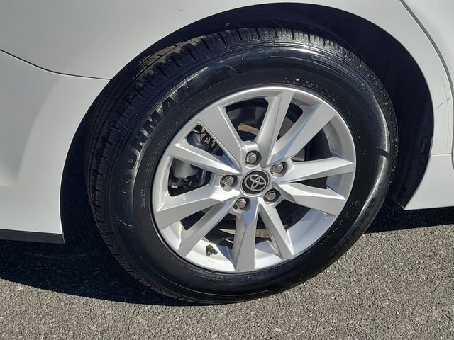 Used 2025 Toyota Camry LE FWD image 29