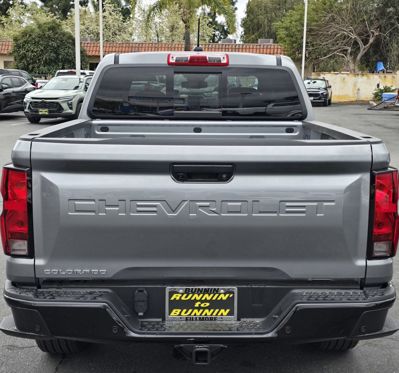 Used 2024 Chevrolet Colorado W/T w/ Technology Package image 8