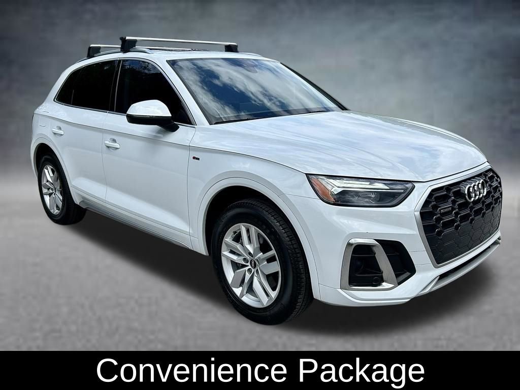 Used 2023 Audi Q5 2.0T Premium w/ Convenience Package AWD/4WD image 3