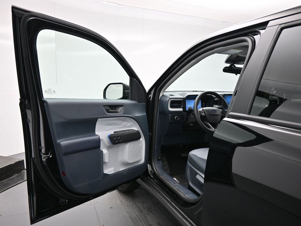 Used 2025 Ford Maverick XLT FWD image 8
