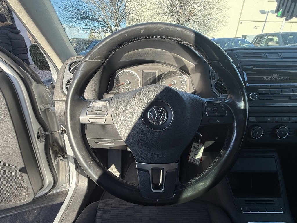 Used 2013 Volkswagen Tiguan S image 13