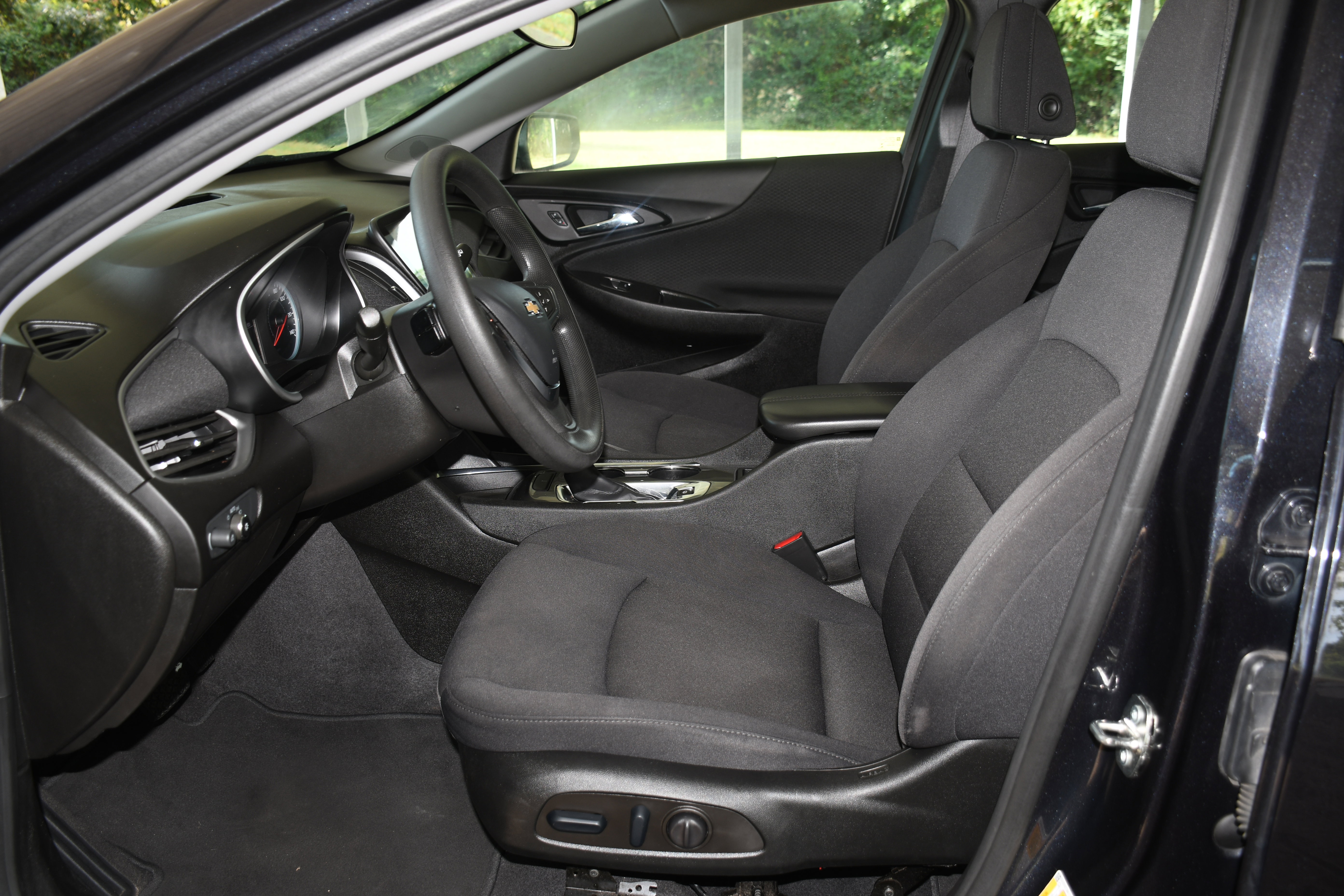 Used 2023 Chevrolet Malibu LT image 7