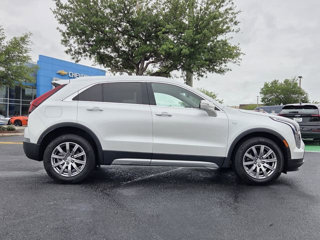 Used 2023 Cadillac XT4 Premium Luxury w/ Enhanced Visibility Package FWD image 7
