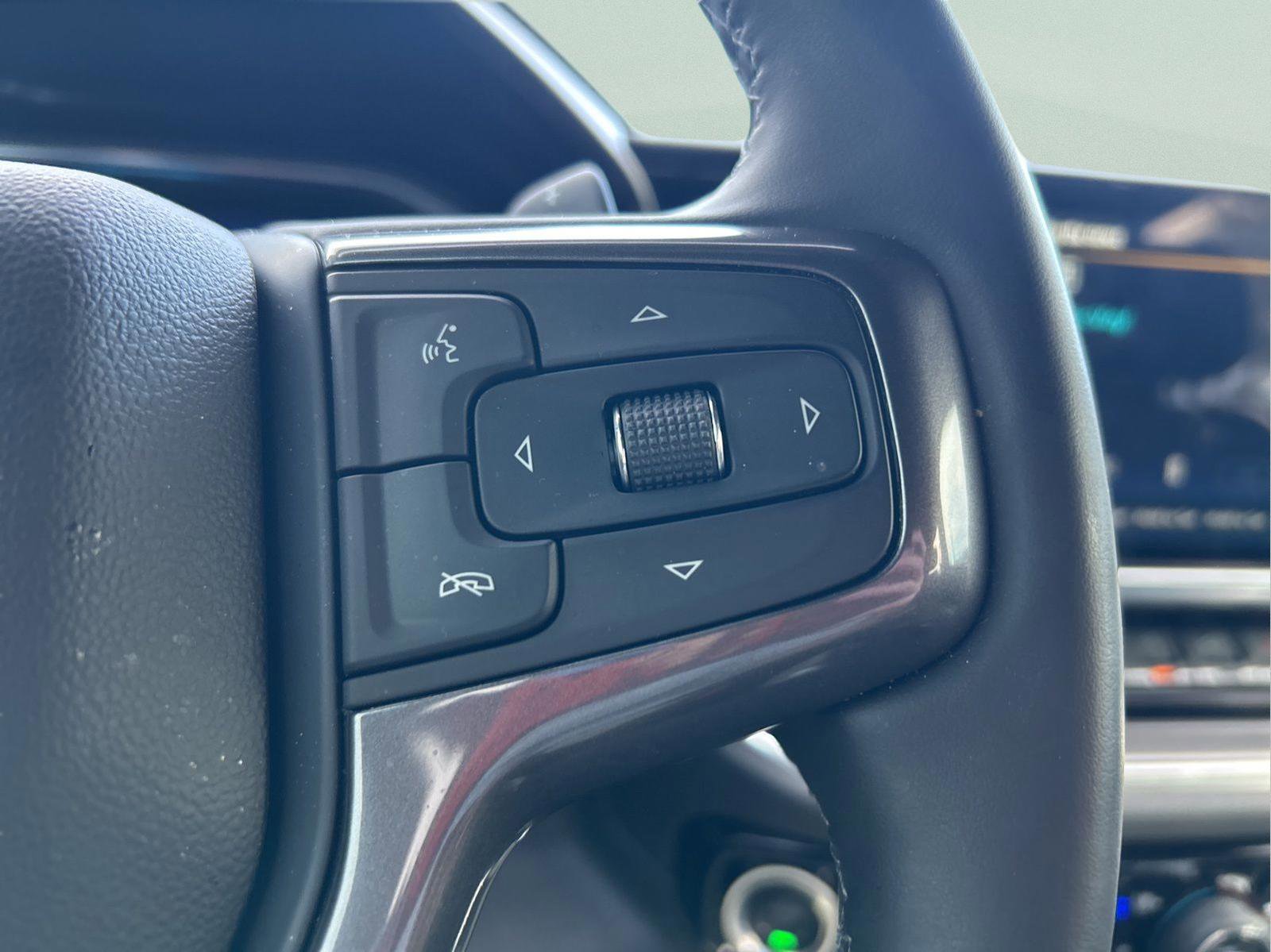 Used 2025 Chevrolet Silverado 1500 High Country w/ High Country Premium Package image 17