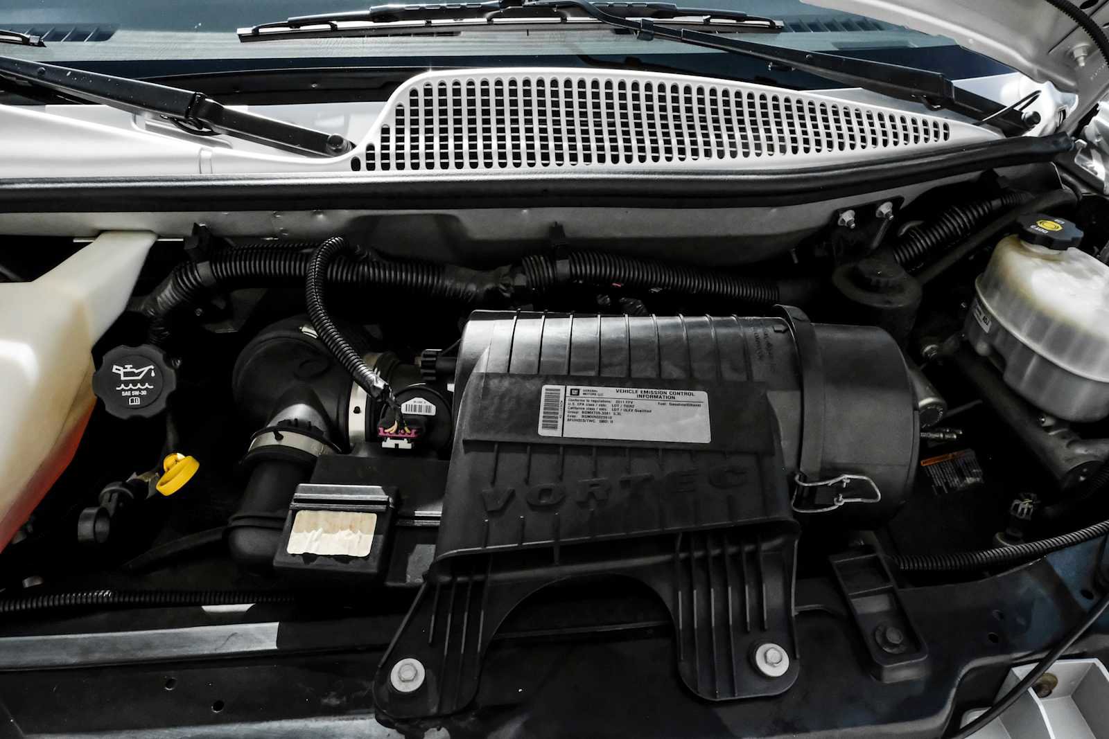 Used 2011 Chevrolet Express 1500 image 55