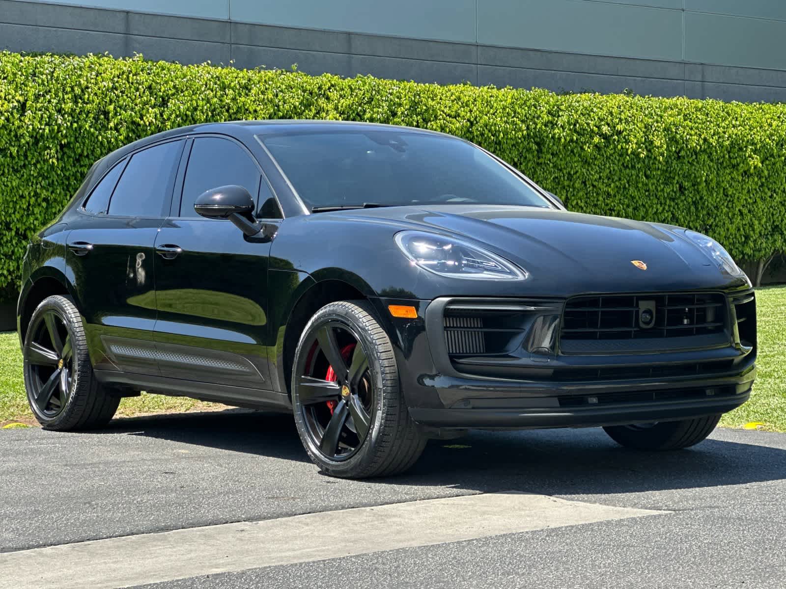 Certified 2024 Porsche Macan S AWD/4WD image 10