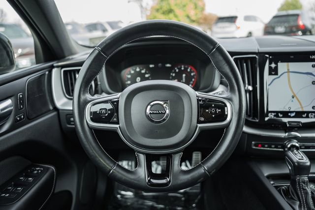 Used 2021 Volvo XC60 T6 R-Design w/ Advanced Package image 28