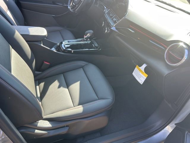 New 2026 Chevrolet Trax RS w/ Sunroof Package FWD image 17