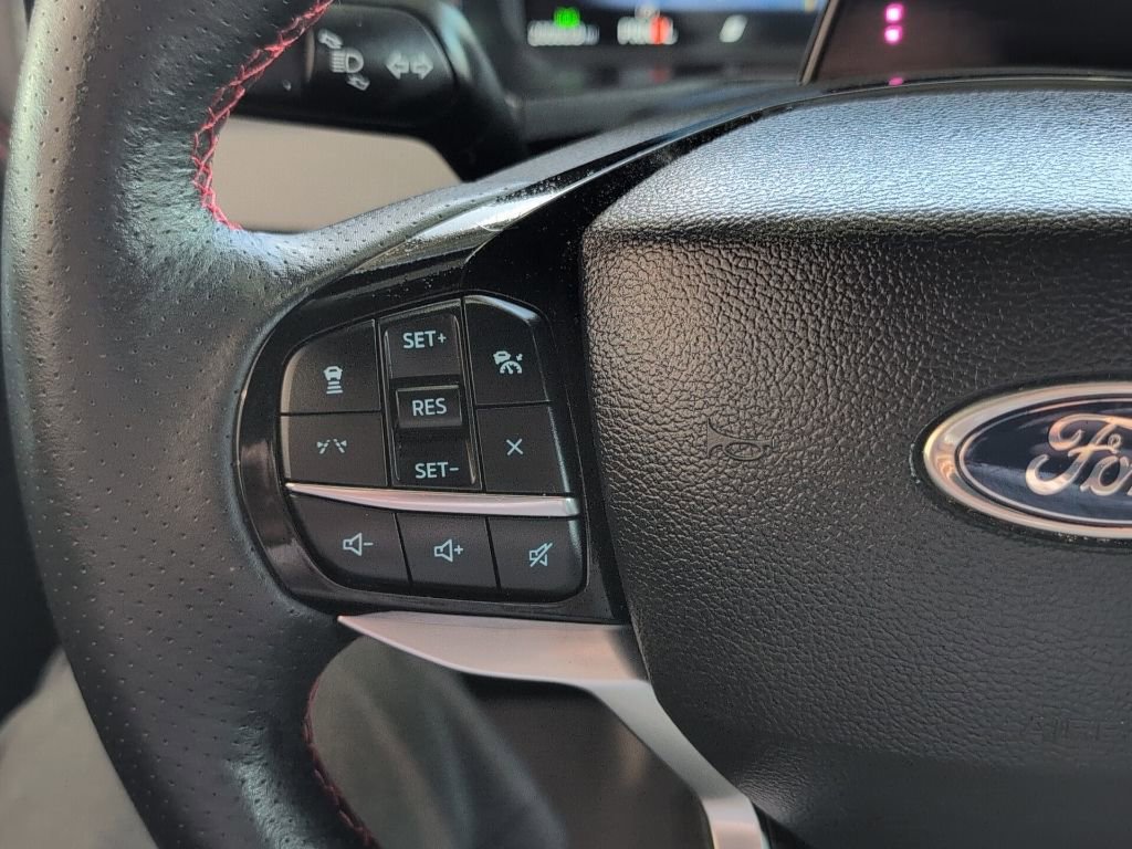Used 2025 Ford Explorer ST-Line image 42