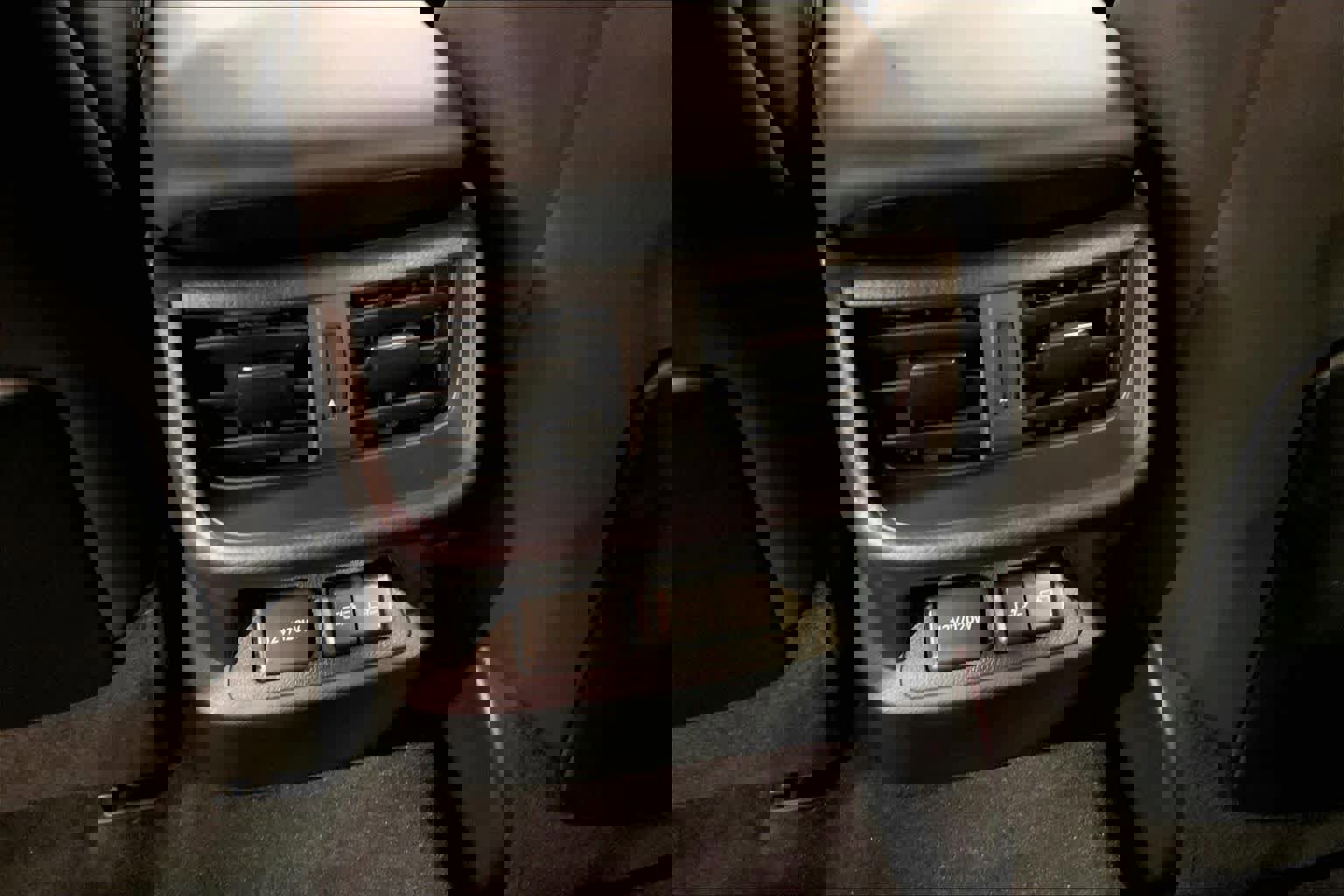 New 2025 Lexus ES 350 Ultra Luxury image 18