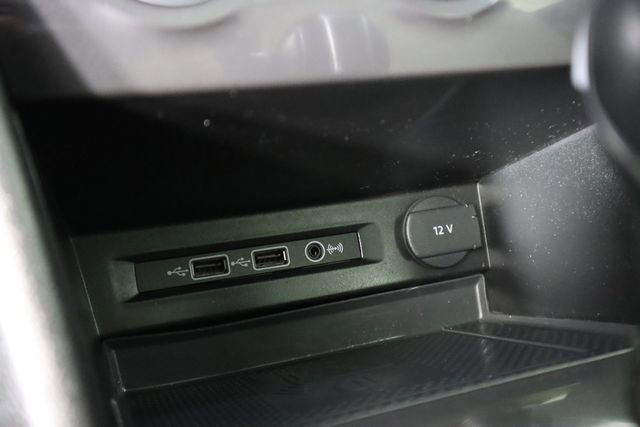 Used 2020 Volkswagen Tiguan SE w/ Panoramic Sunroof Package image 45