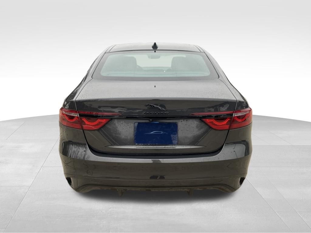 New 2024 Jaguar XF R-Dynamic SE AWD/4WD image 4