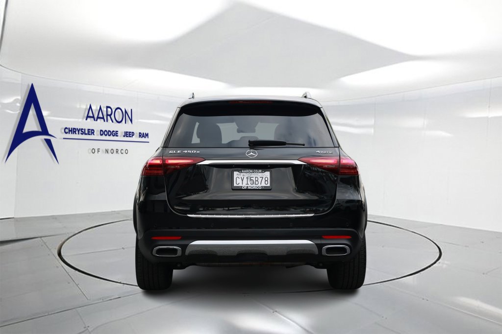 Used 2025 Mercedes-Benz GLE 450e 4MATIC w/ Driver Assistance Package image 3