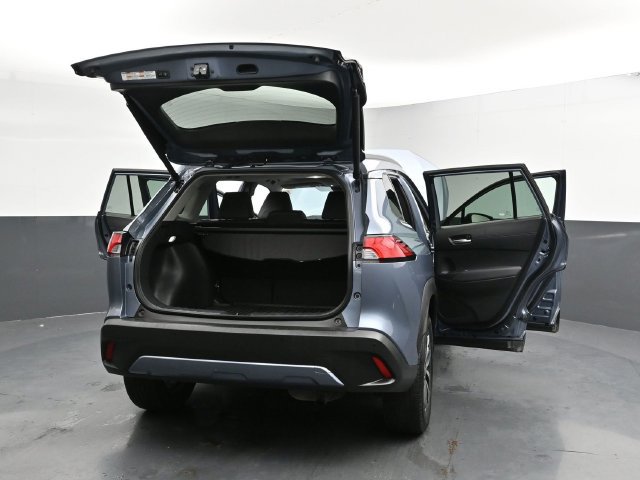 Used 2023 Toyota Corolla Cross XLE w/ Convenience Package FWD image 54