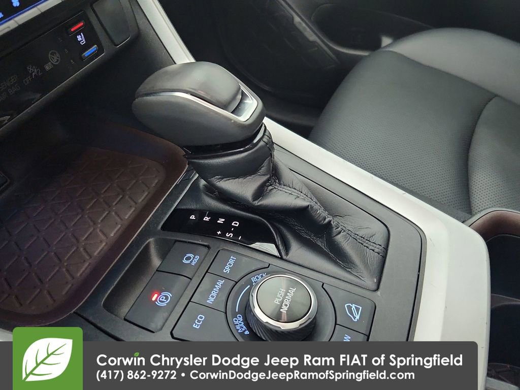 Used 2022 Toyota RAV4 Limited w/ Limited Grade Weather Package image 26