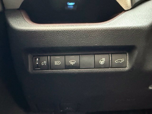 Used 2019 Toyota RAV4 Limited w/ Cold Weather Package AWD/4WD image 23