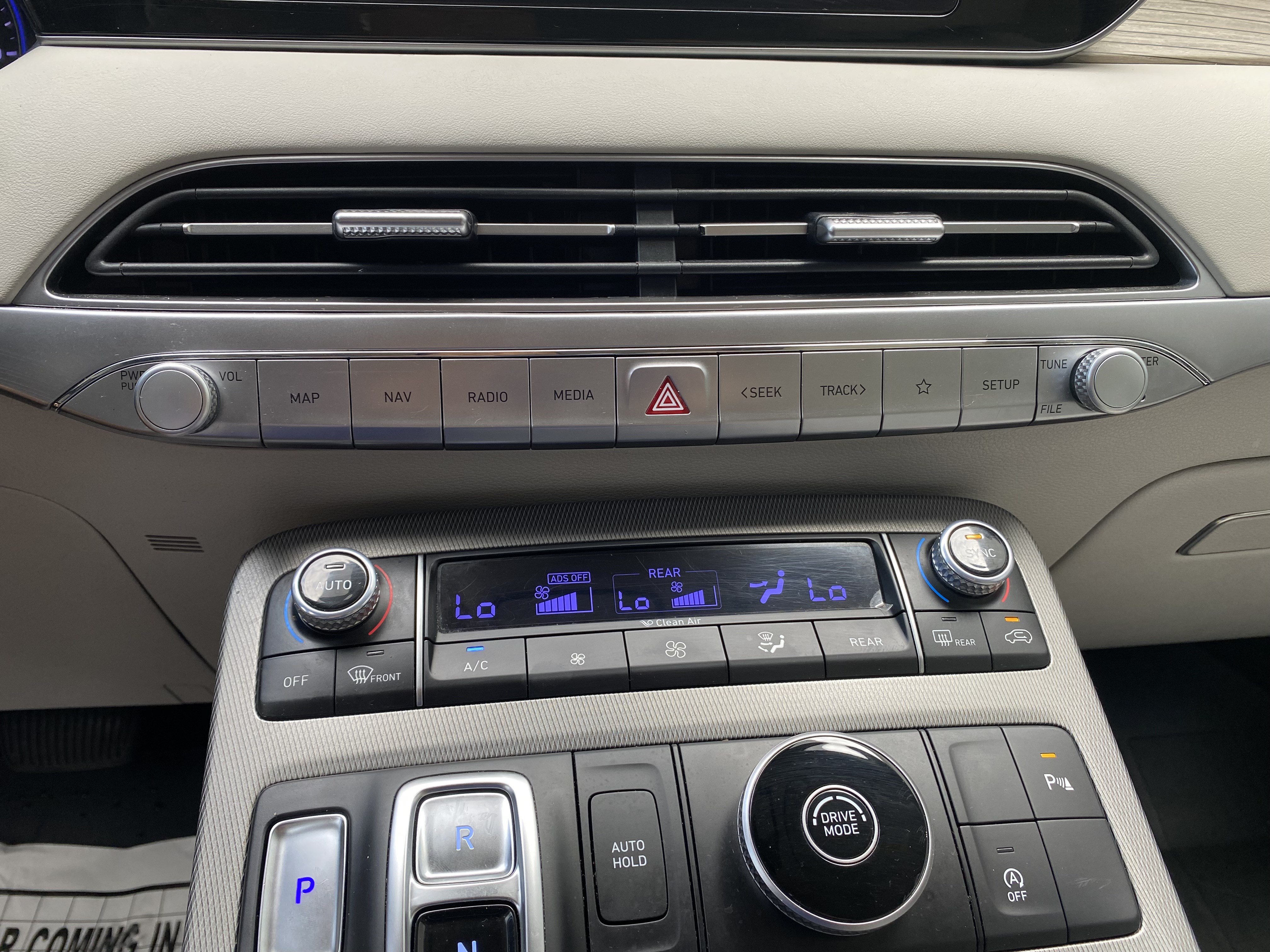 Used 2022 Hyundai Palisade SEL w/ Premium Package FWD image 28