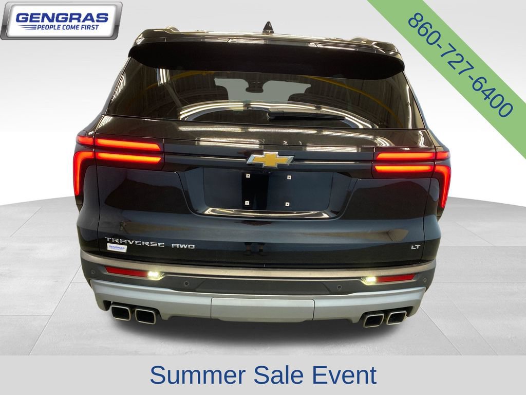 Used 2024 Chevrolet Traverse LT w/ Trailering Package AWD/4WD image 6