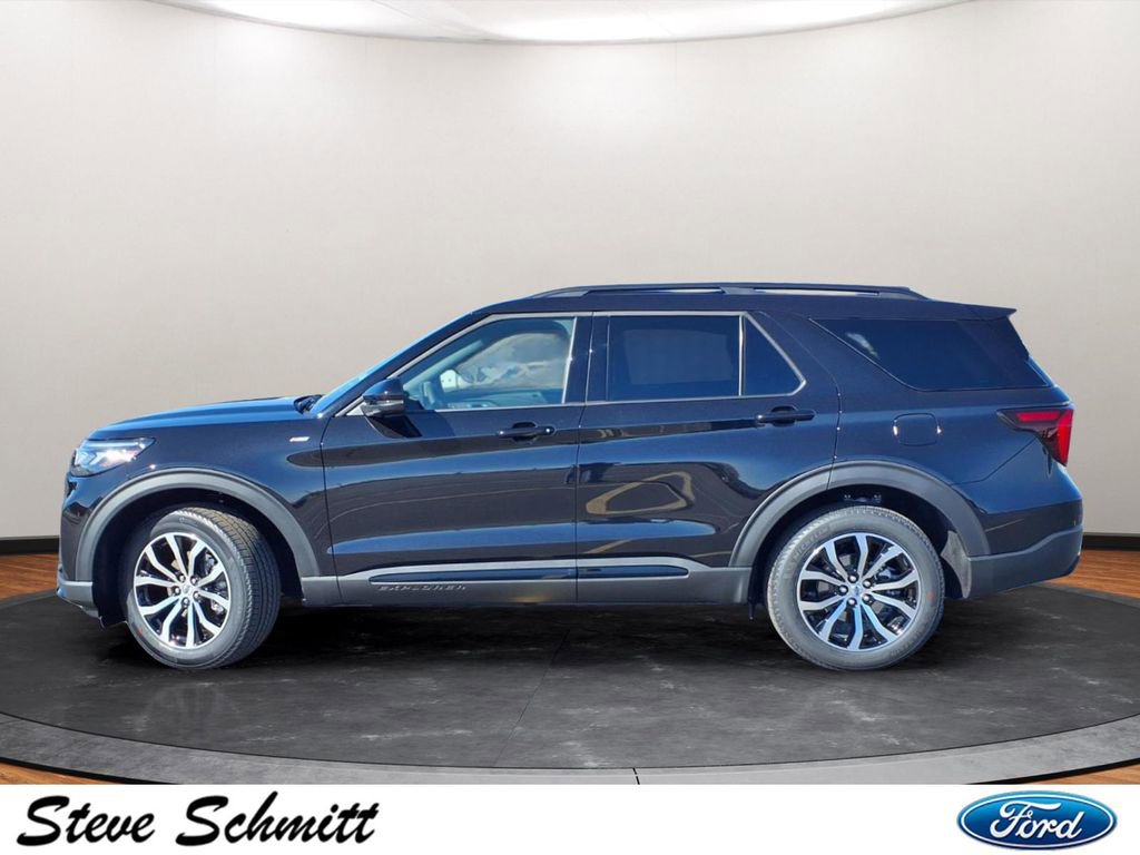 New 2026 Ford Explorer ST-Line AWD/4WD image 2