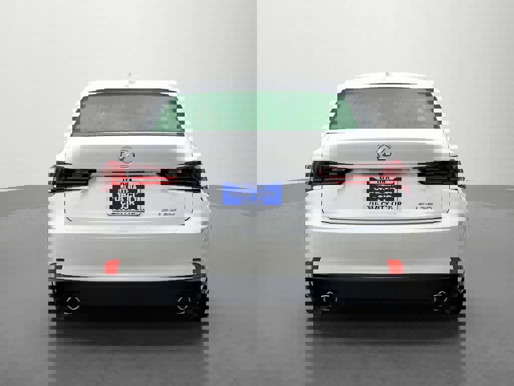 Used 2015 Lexus IS 250 image 5