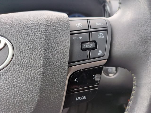 Used 2025 Toyota Camry XLE FWD image 20