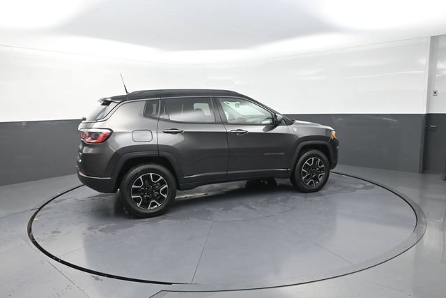 Used 2019 Jeep Compass Trailhawk AWD/4WD image 26