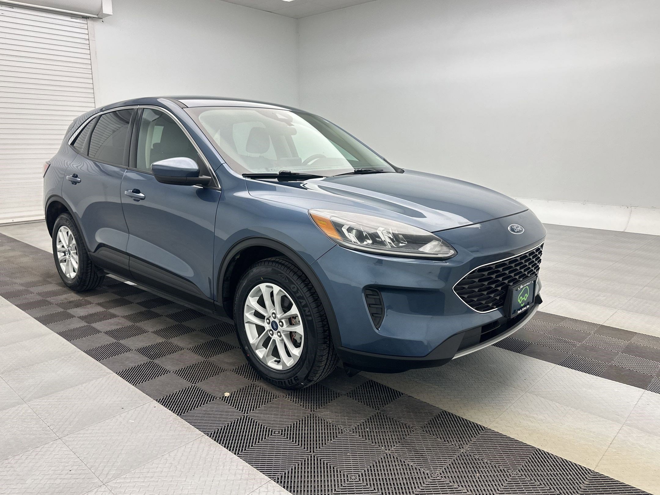 Used 2020 Ford Escape SE image 7