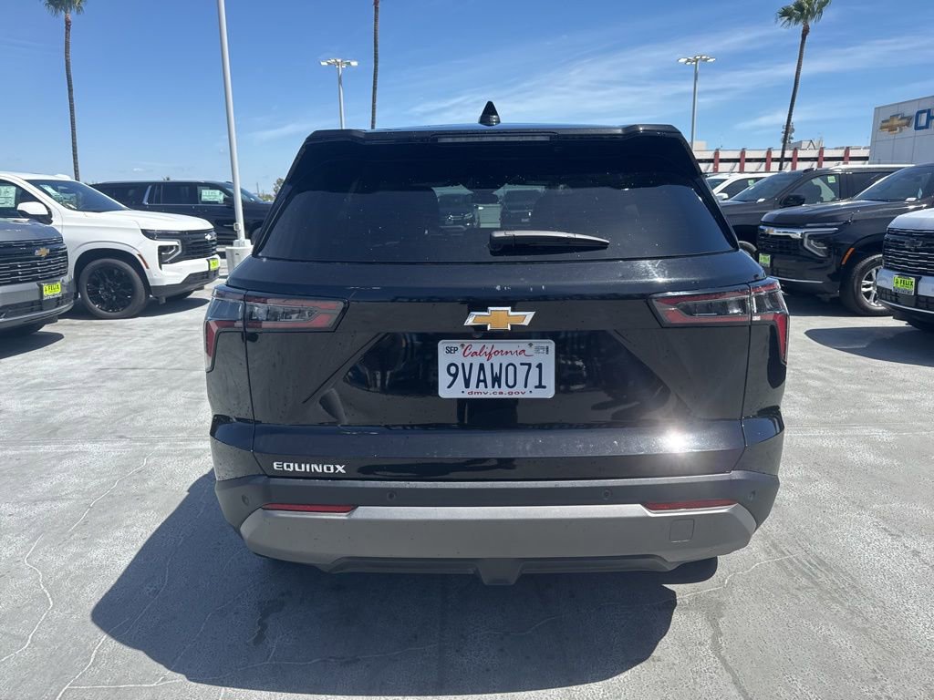 Used 2026 Chevrolet Equinox LT image 5