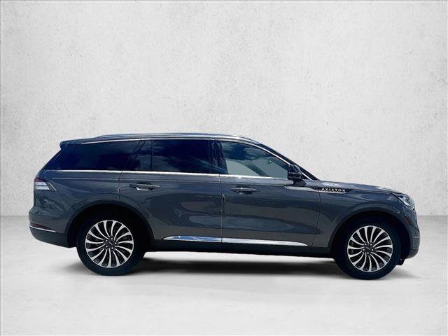 Used 2023 Lincoln Aviator Reserve RWD image 5