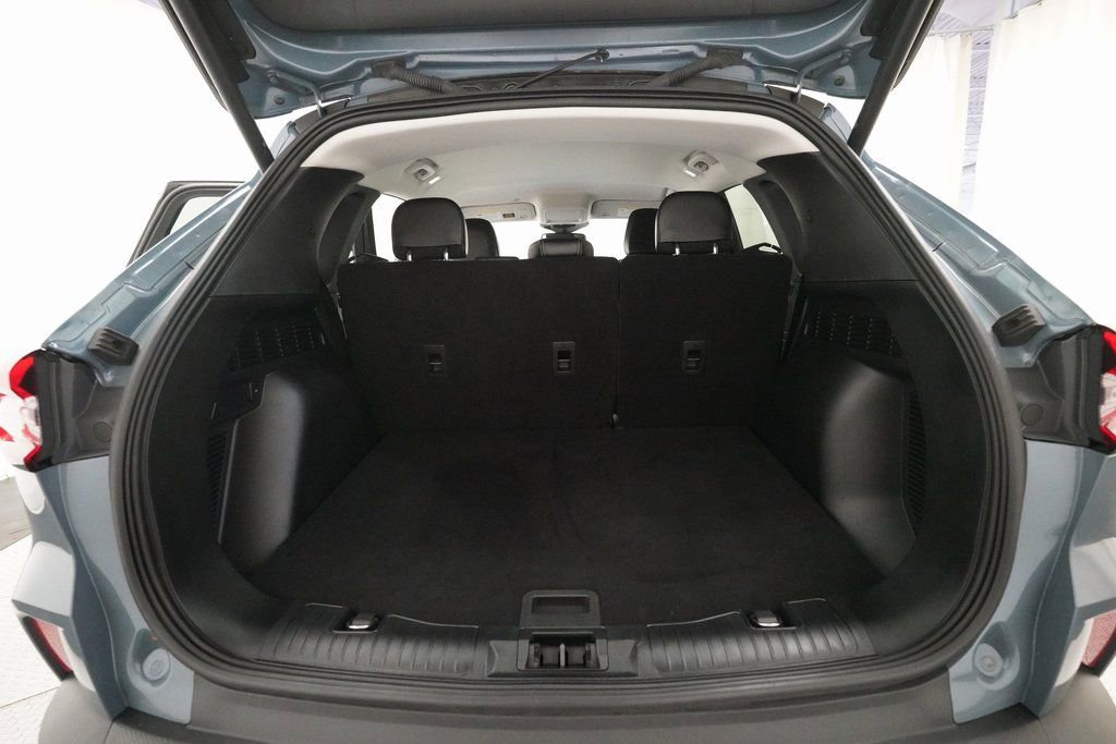 Used 2023 Ford Escape Platinum image 10